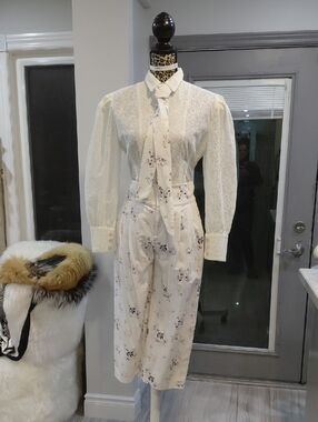 Cream Floral High-Waist Tie Front Culotte Pants With Belt